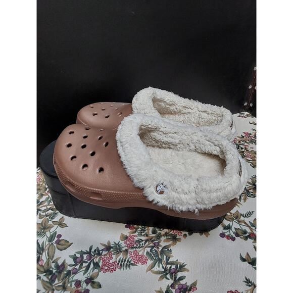 Original Croc's Bronze Brown Fur Lined Slip on Men 6 Women 8 - Picture 3 of 8
